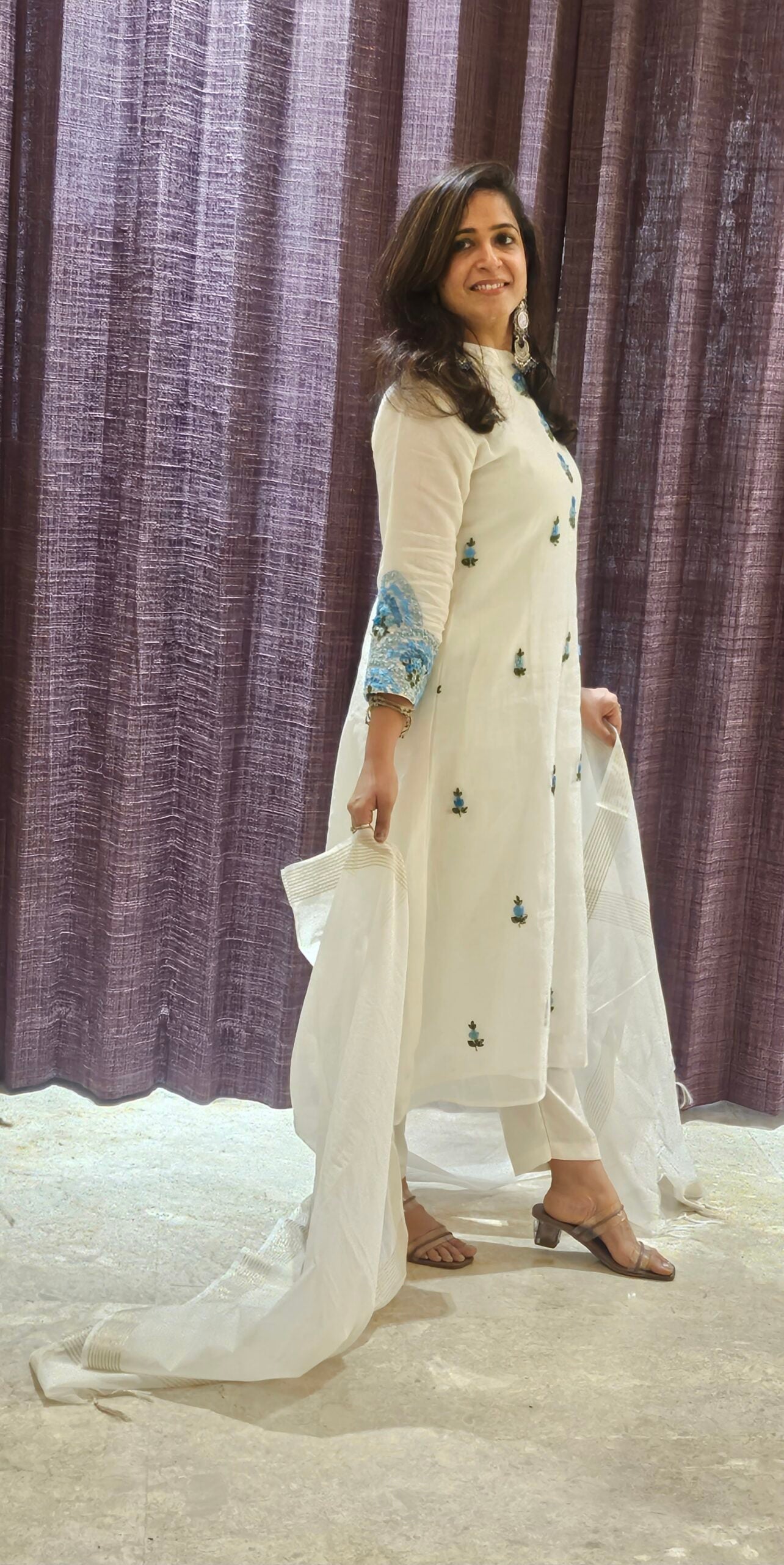 Heart On The Sleeves – Embroidered Cotton Silk Kurta Set