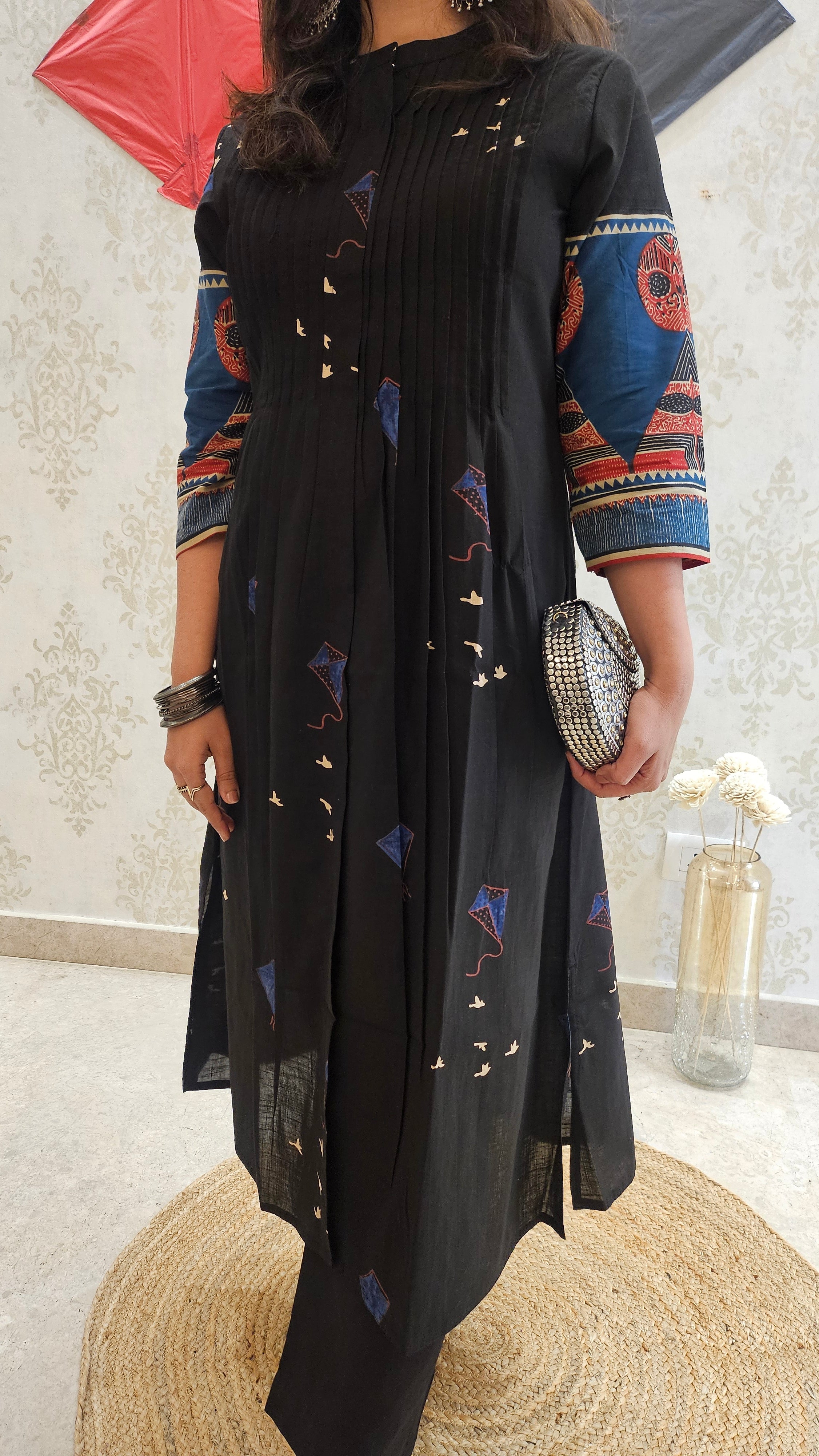 Dil Ki Patang – Black Cotton Kurta Pant Set (Kite Prints)