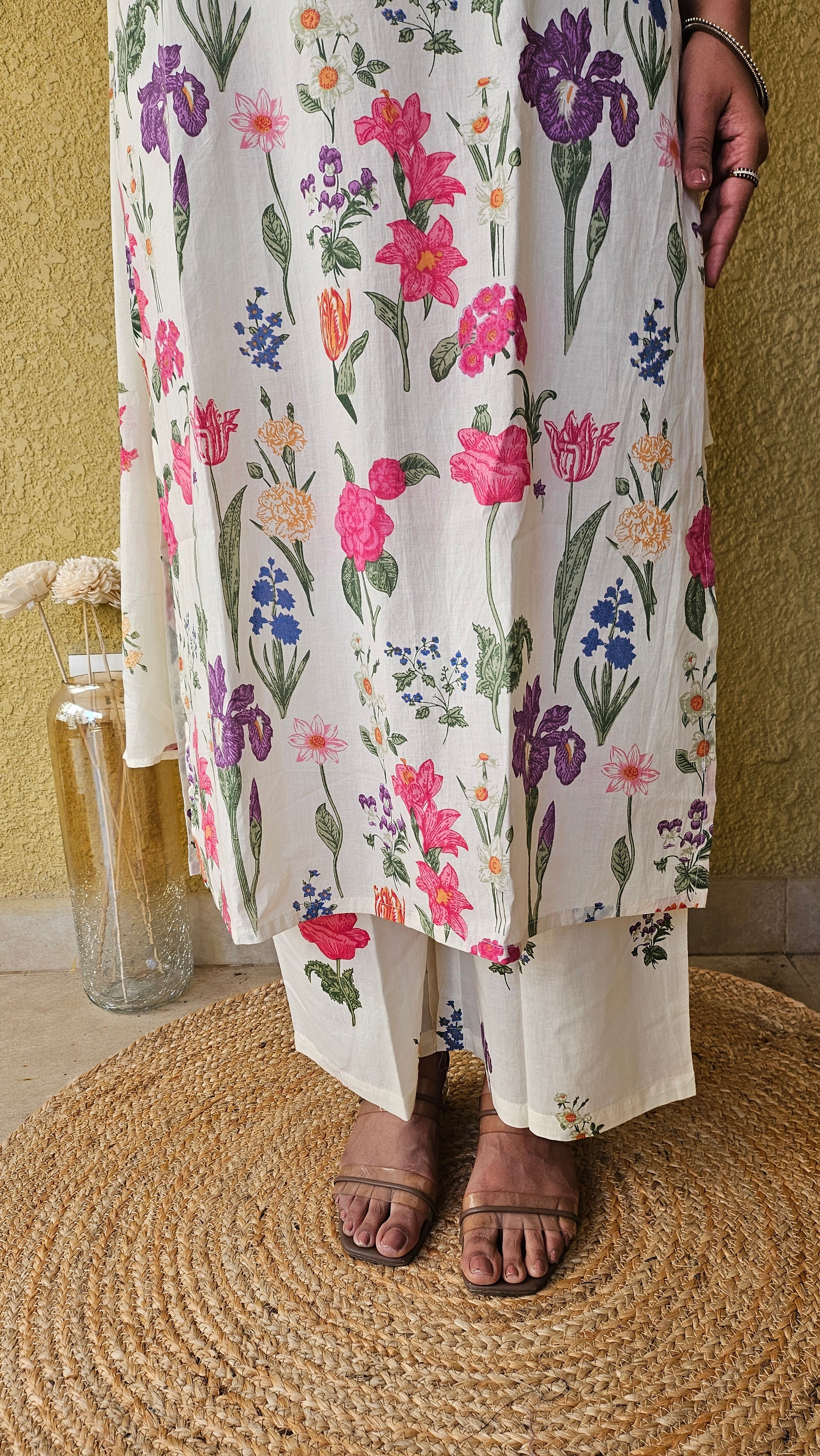 White Mul Cotton Dupatta Suit