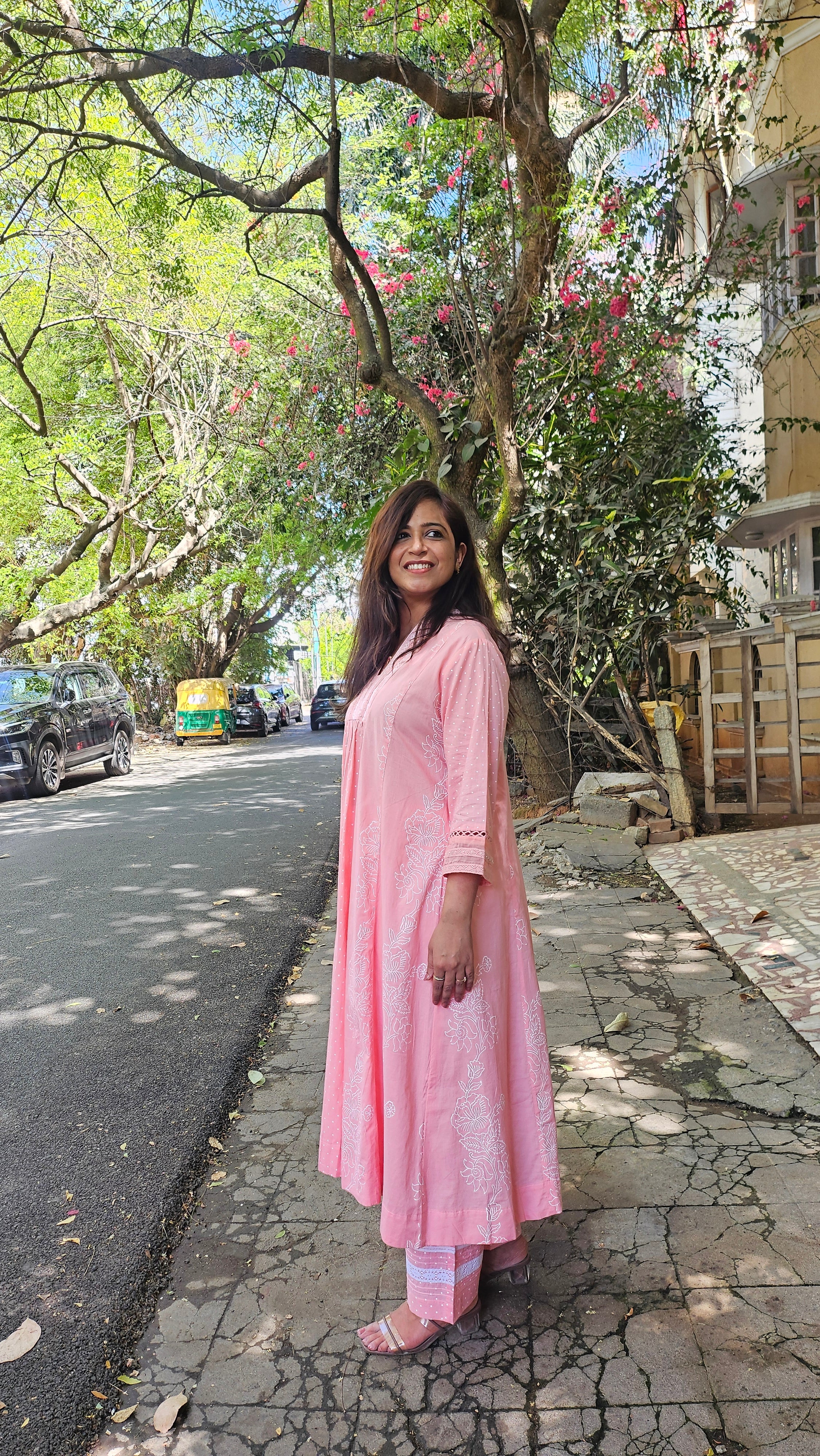 Pink Cotton Kurta–Pant Set with Delicate Lace Detailing – Jaipur Collection