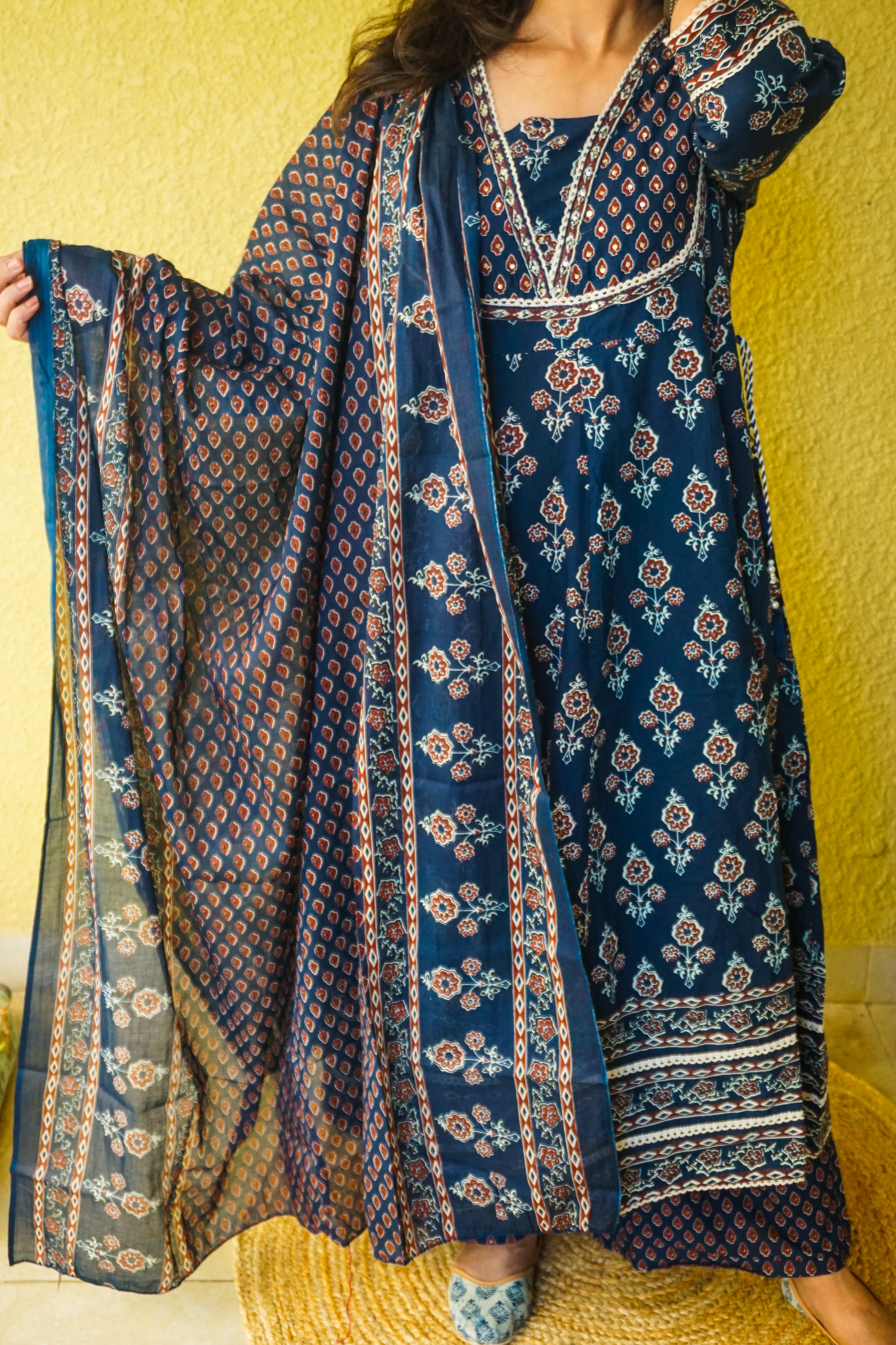 Indigo Bloom – Handblock Print Cotton Dupatta Suit