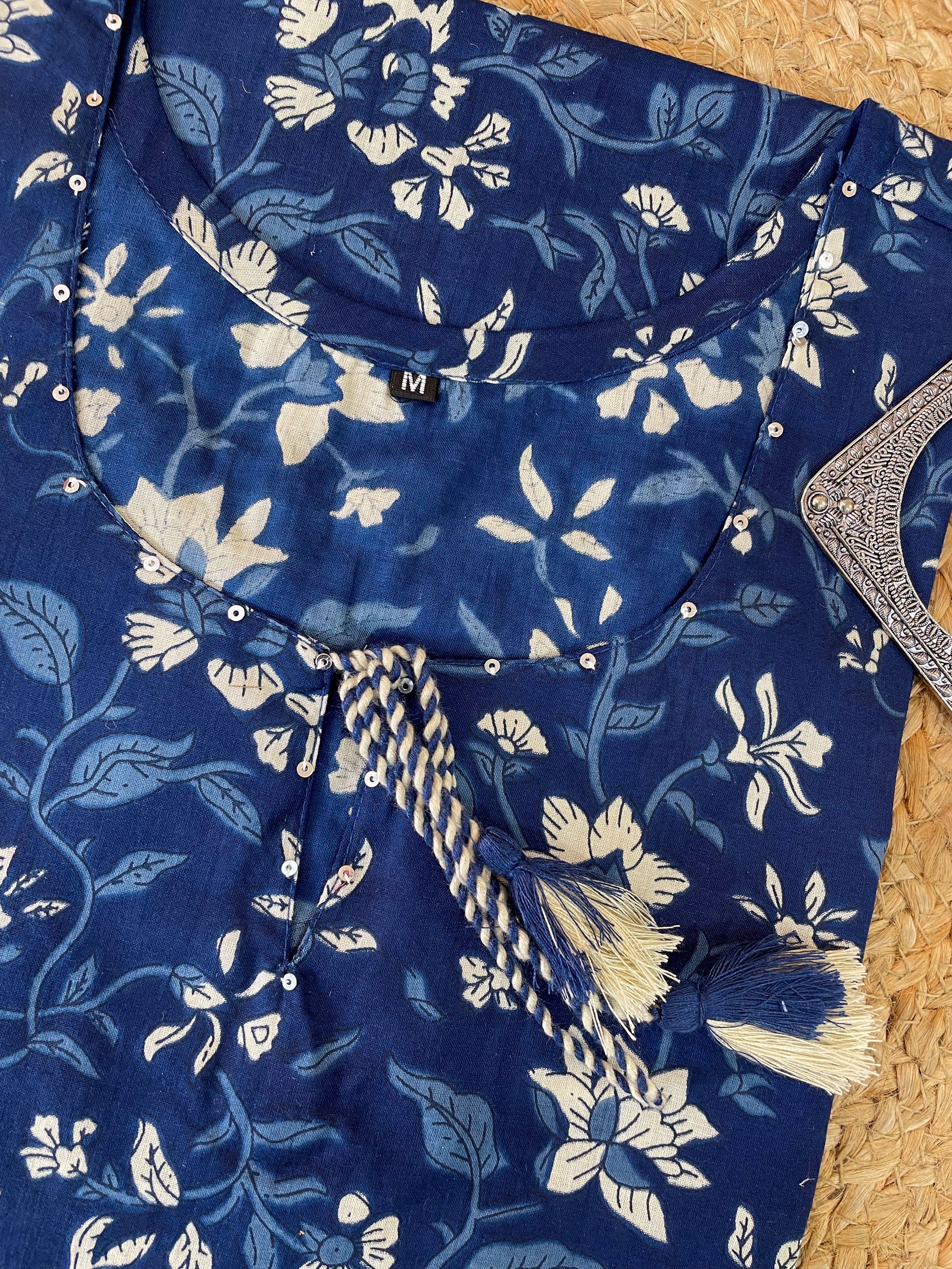 Floral Print Cotton Straight Kurta with Tassel Tie-Up Neck