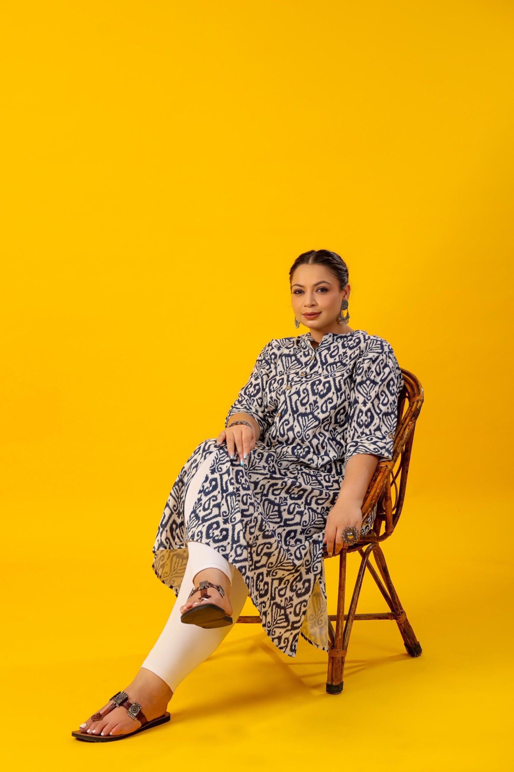 Plus Size : Indigo Ikkat Print Cotton Kurti with Wooden Buttons (4XL – 7XL)