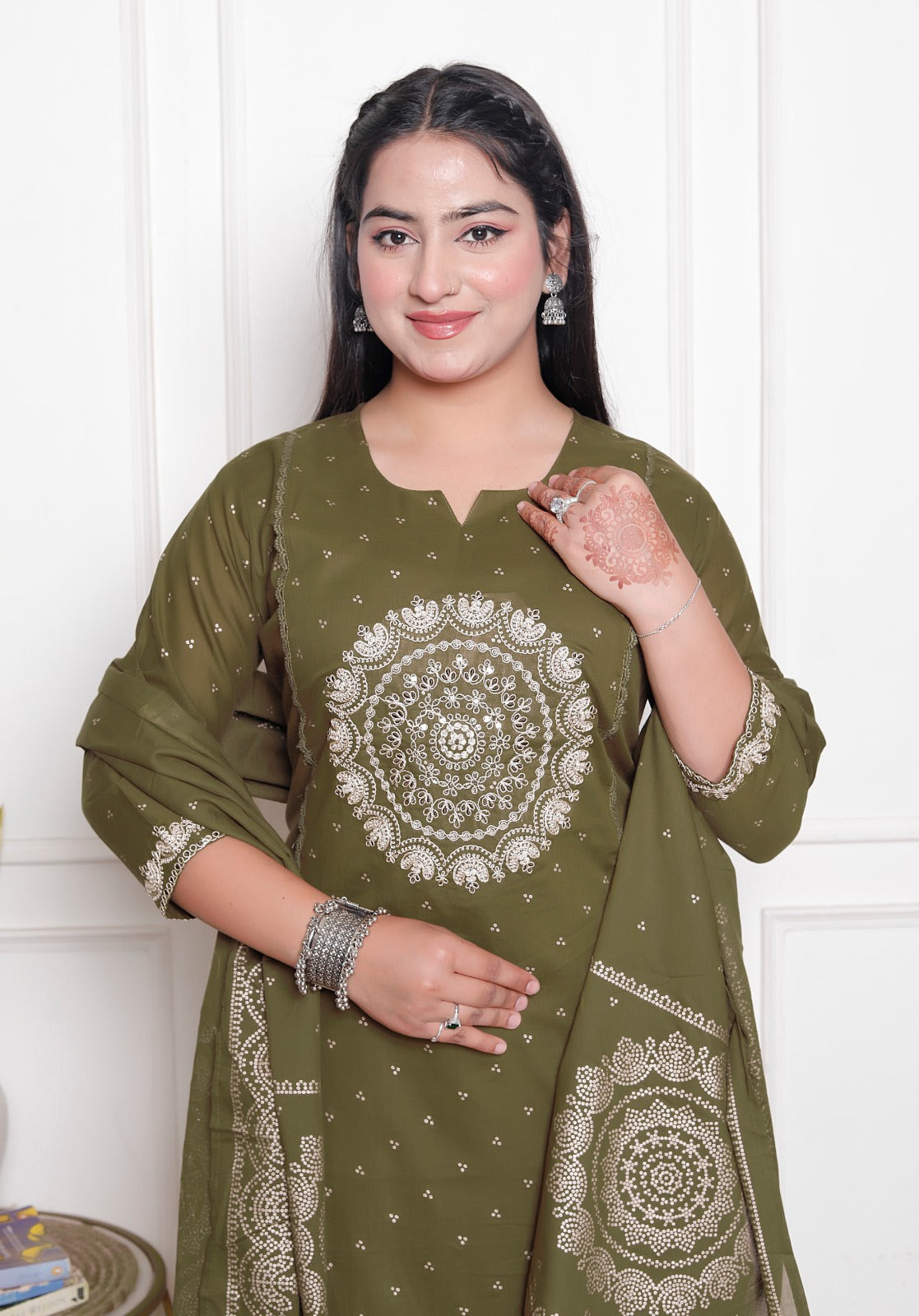 Mehfil Embroidered Suit Set