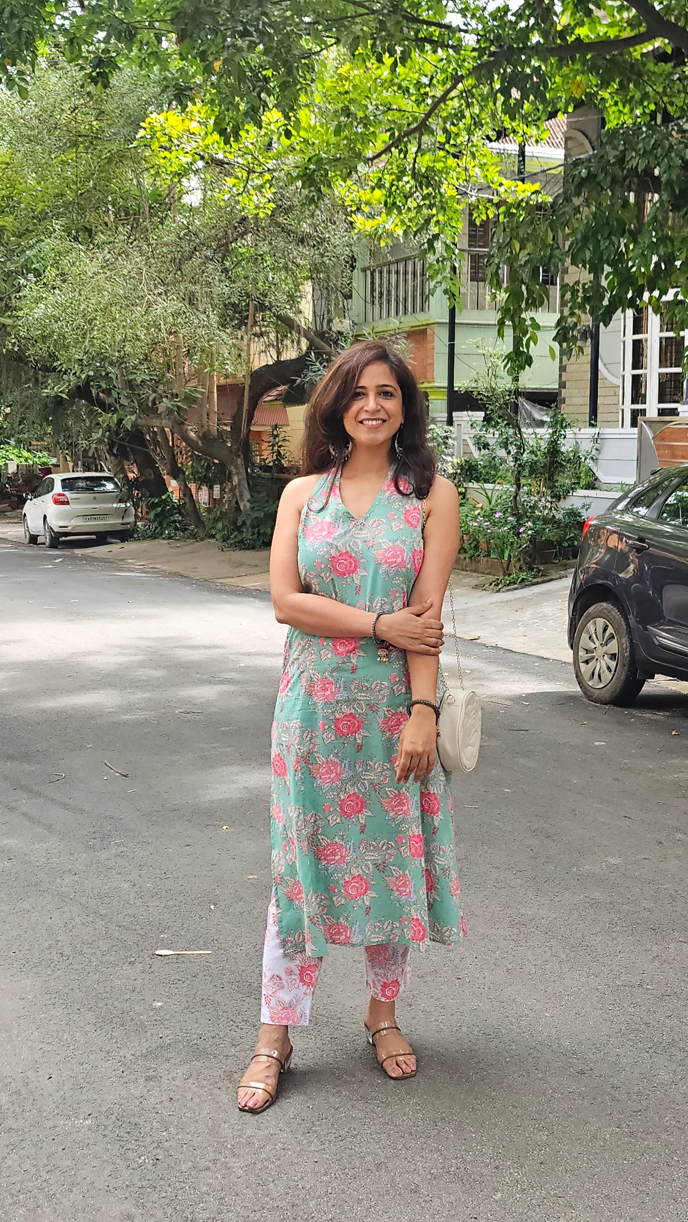 Halter Neck Floral Print Kurta-Pant
