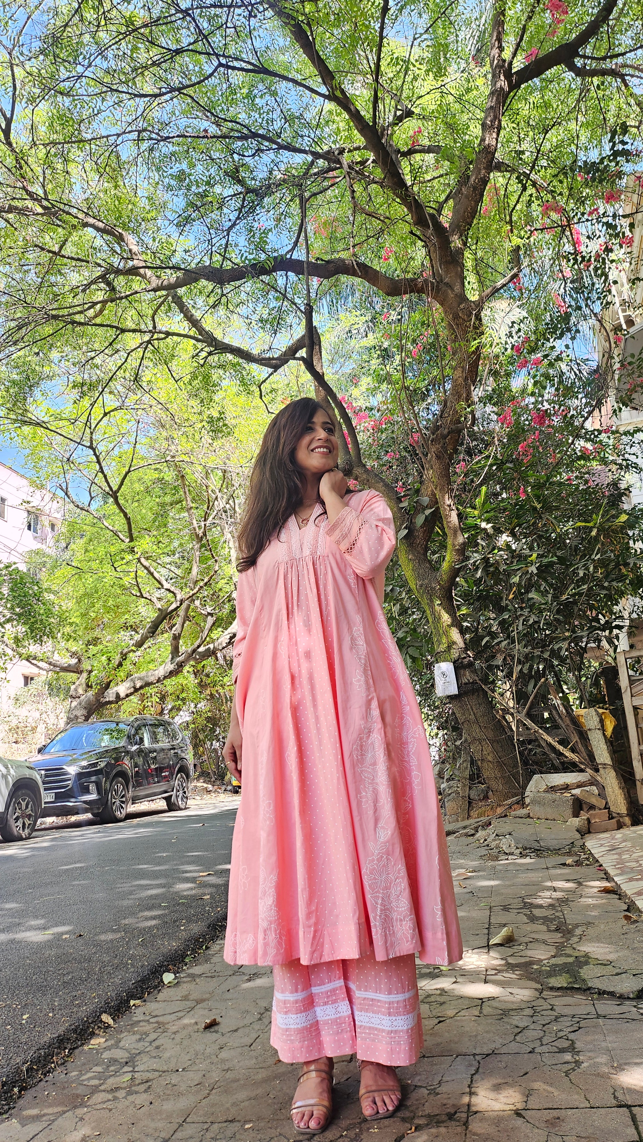 Pink Cotton Kurta–Pant Set with Delicate Lace Detailing – Jaipur Collection