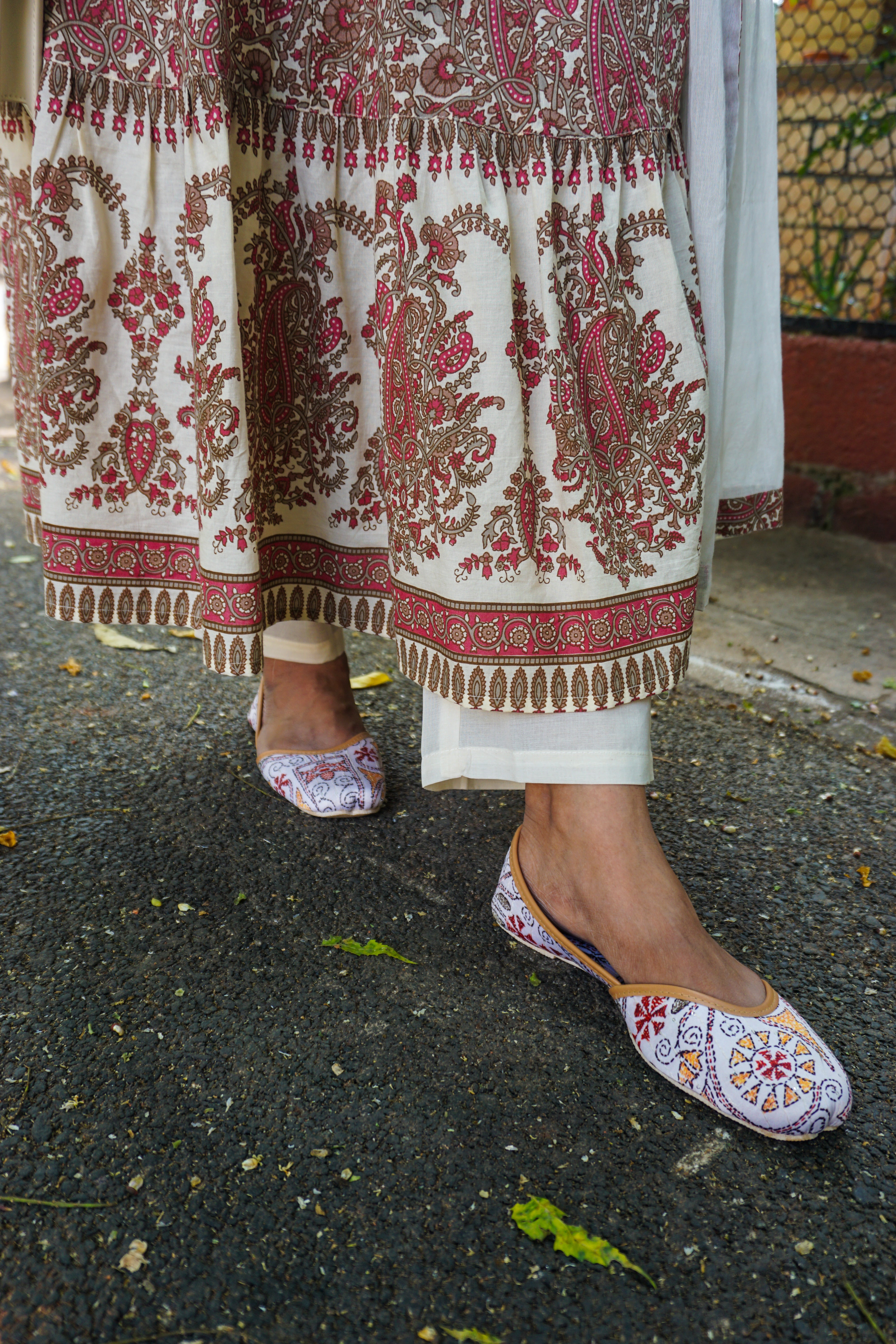 Chic Printed Cotton Kurta Pant Set for Women – Indo-Western Style