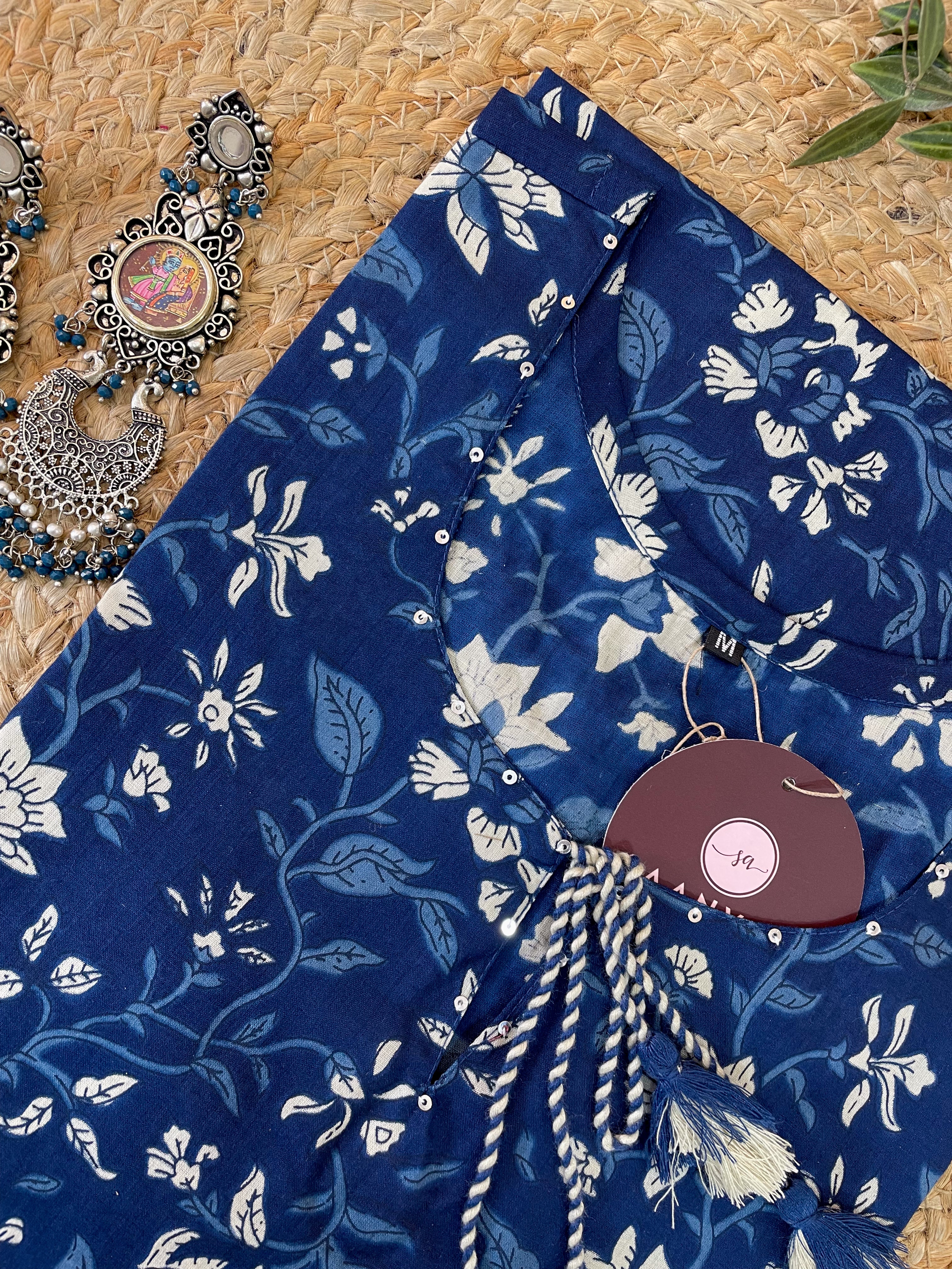 Floral Print Cotton Straight Kurta with Tassel Tie-Up Neck