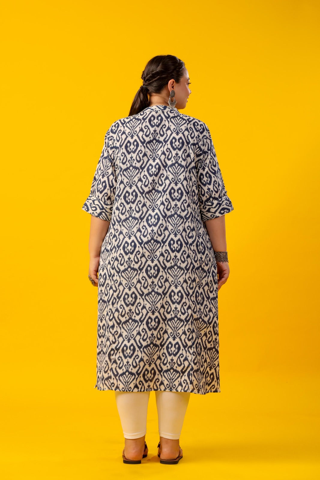 Plus Size : Indigo Ikkat Print Cotton Kurti with Wooden Buttons (4XL – 7XL)